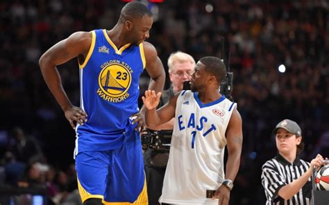 WATCH: Draymond Green couldn't beat Kevin Hart in a 3